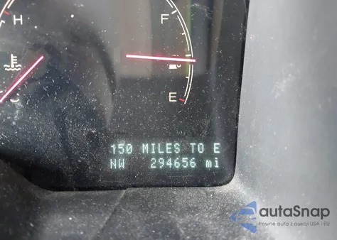 2004 Lincoln Navigator z USA, uszkodzony, nr VIN 5LMFU28R84LJ40131